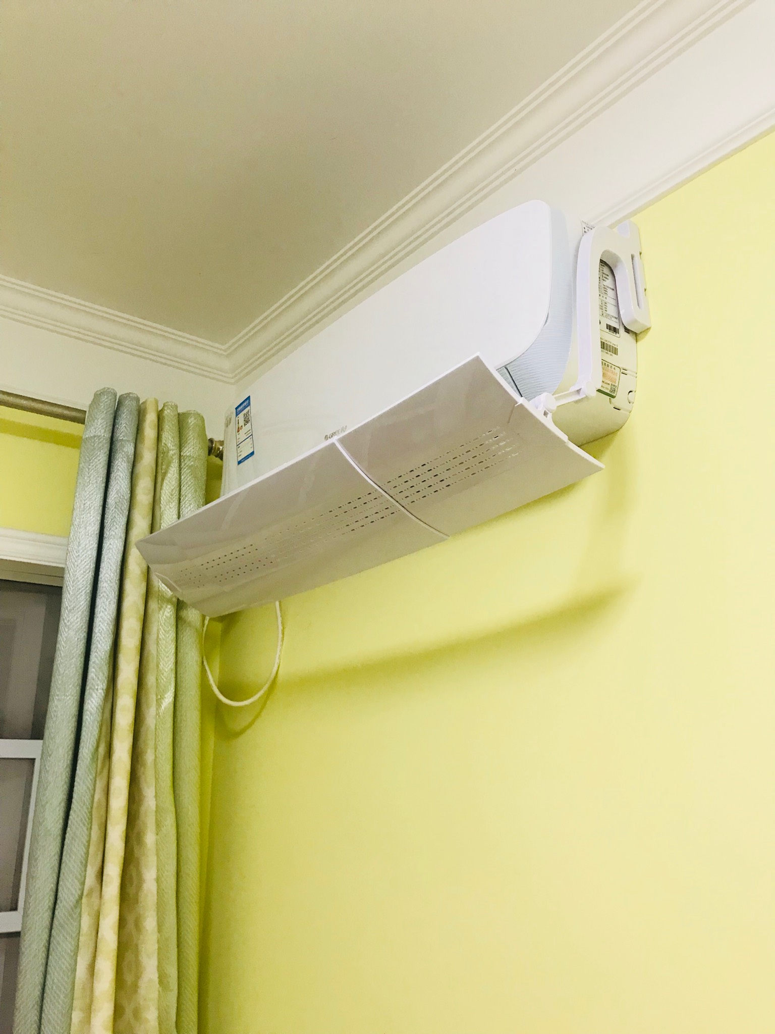 吹空调怕冷手脚冰凉怎么调理,开空调又怕太干没开又怕冷