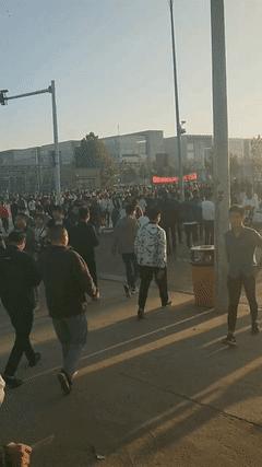 富士康打工小伙一个月工资,富士康打工小伙工资