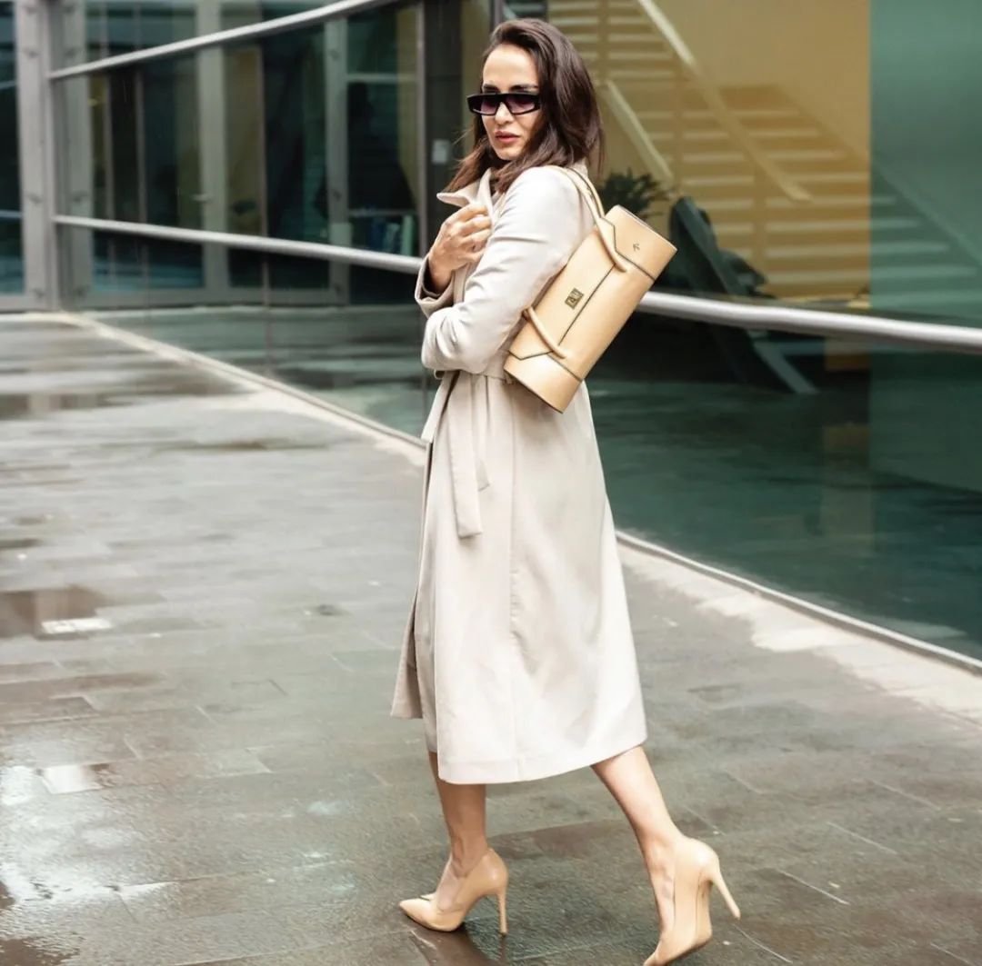 十大入门级轻奢女包千元下,女士小众轻奢品牌包推荐