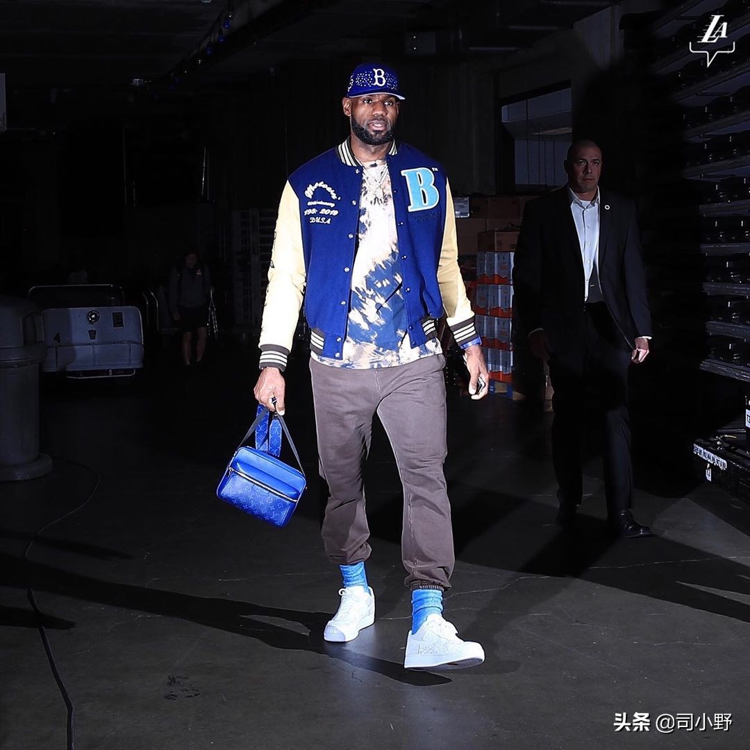 nba球星用的鞋包,nba球星同款邮差包