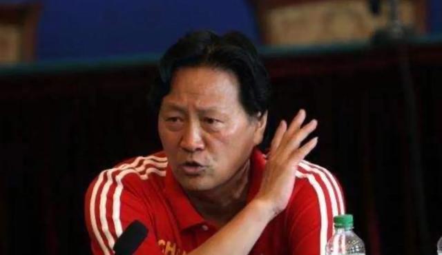 只有这种筛选国足主帅的方法，才能够拯救中国足球