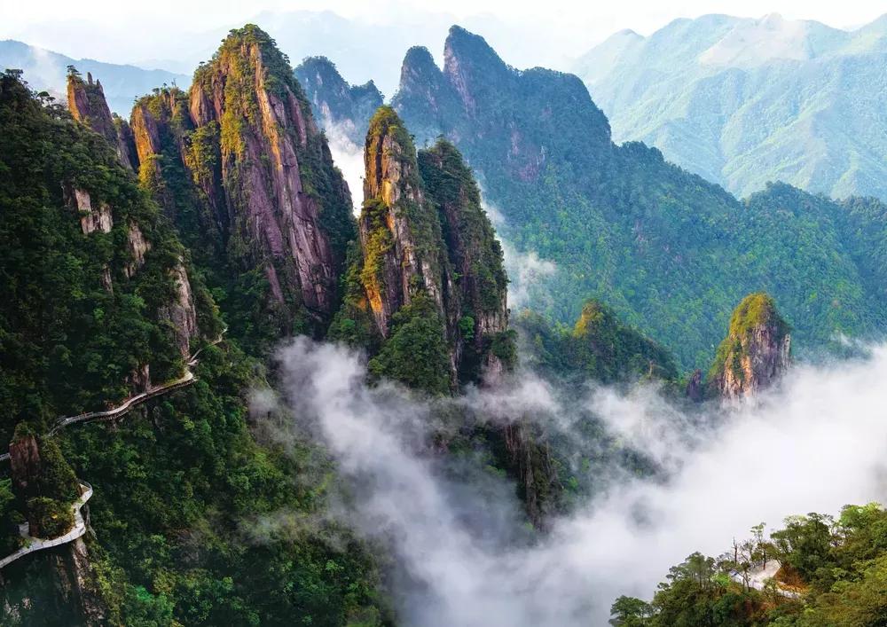 黎志淡出，中旅集团退出，祥源为何仍接盘“硬骨头”中景信？