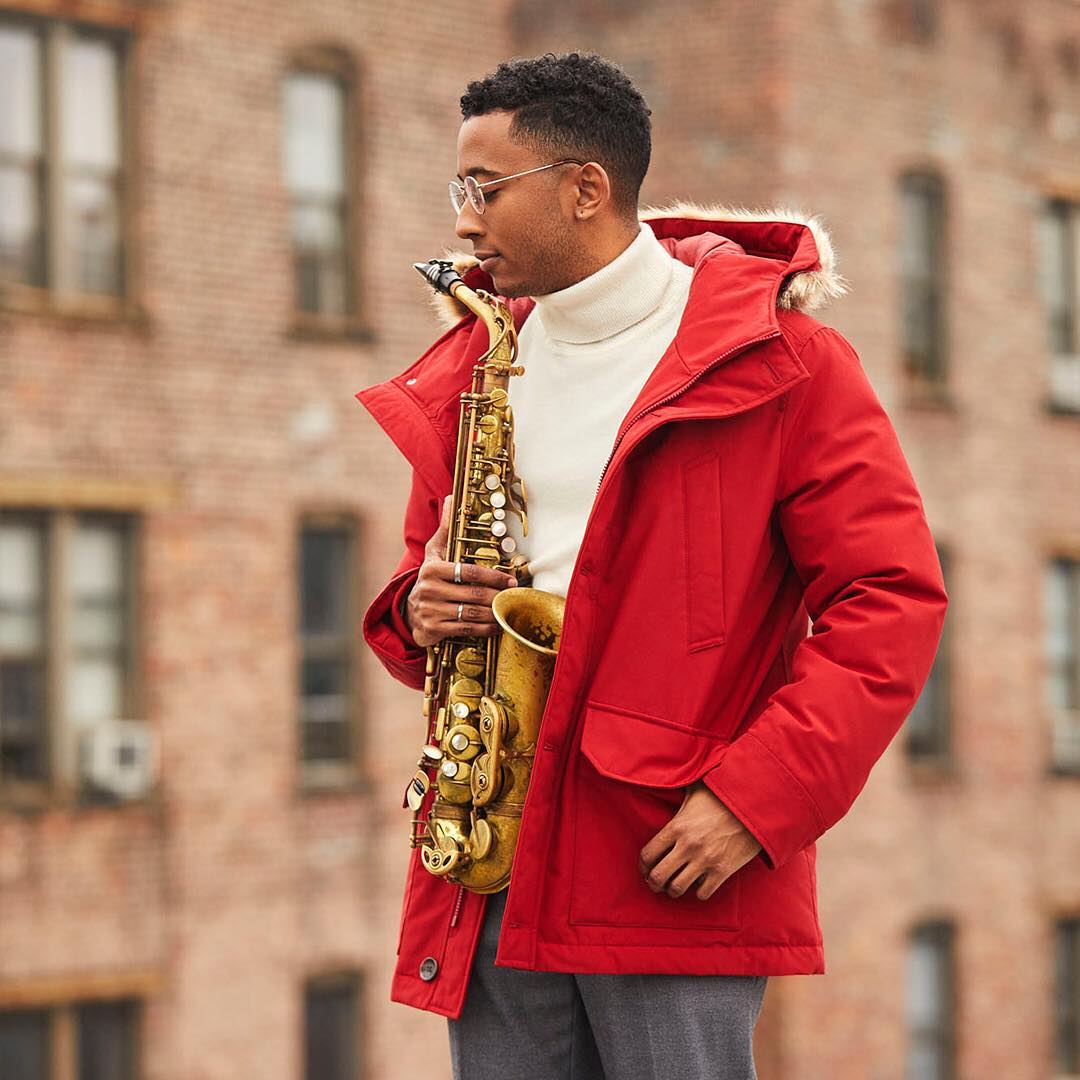 黑色衣服掉色特别严重是有毒吗,衣服掉色污染了怎么办