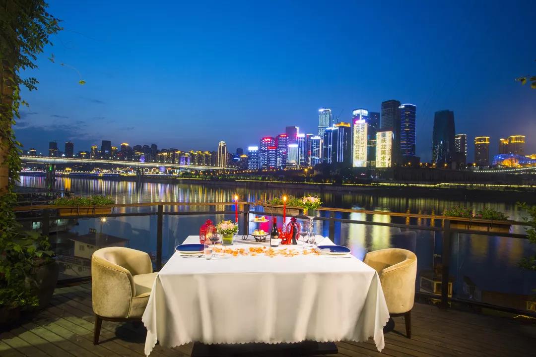 这间“咖啡馆”，记录着重庆最潮流的生活