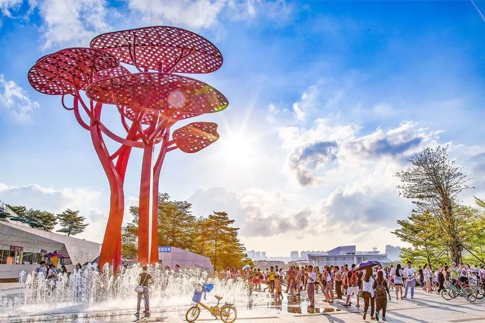 华侨城创意园20周年,深圳特区40周年推动创新发展