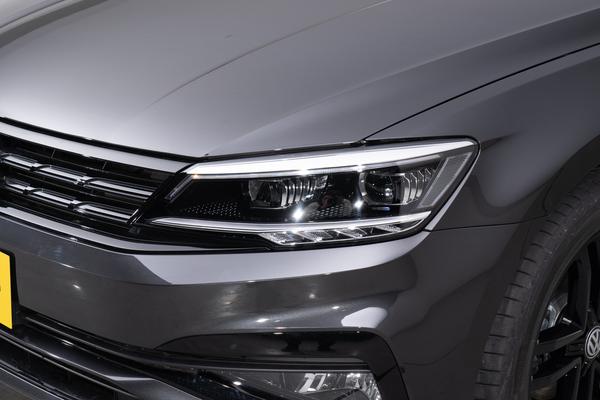 奢华宽体轿跑凌渡适合跑318吗,宽体轿跑大众凌渡