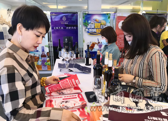 鎴愰兘钃夊煄鍥涙湀,钃夊煄鍥涙湀