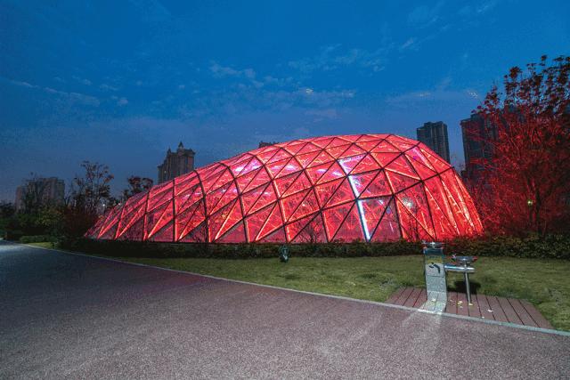 武汉江滩看日落攻略,在武汉想看江边日落去哪个江滩