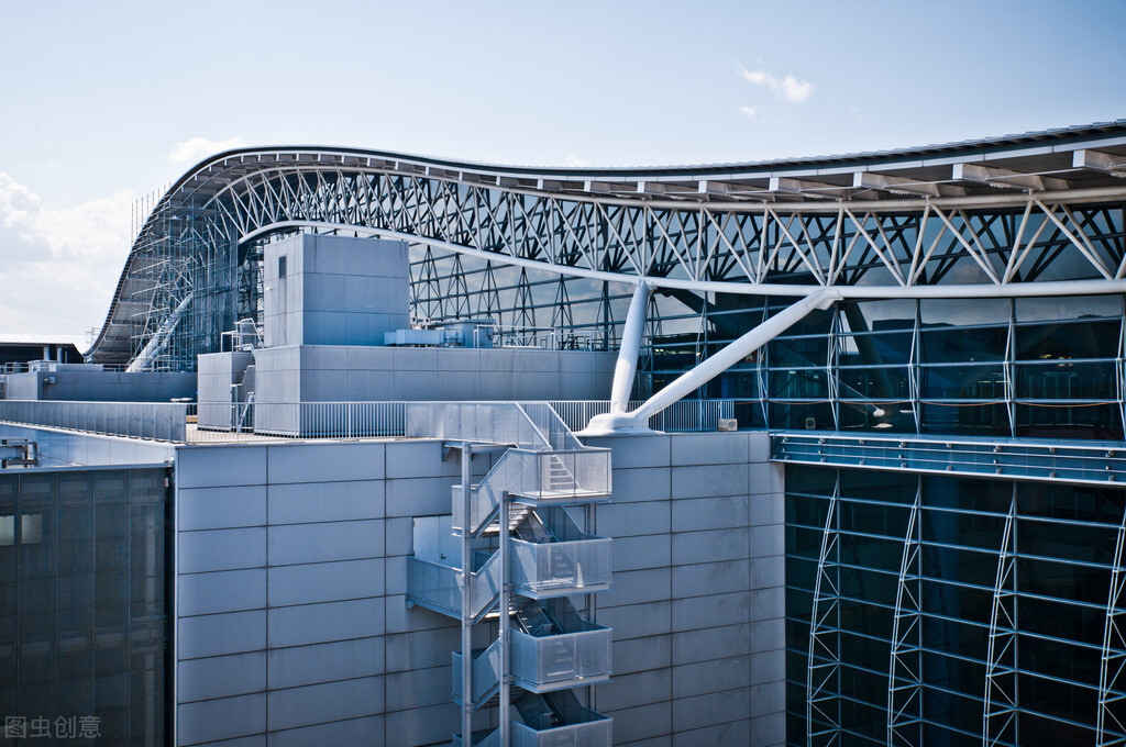 全球十大机场排名2021,全球前三名机场