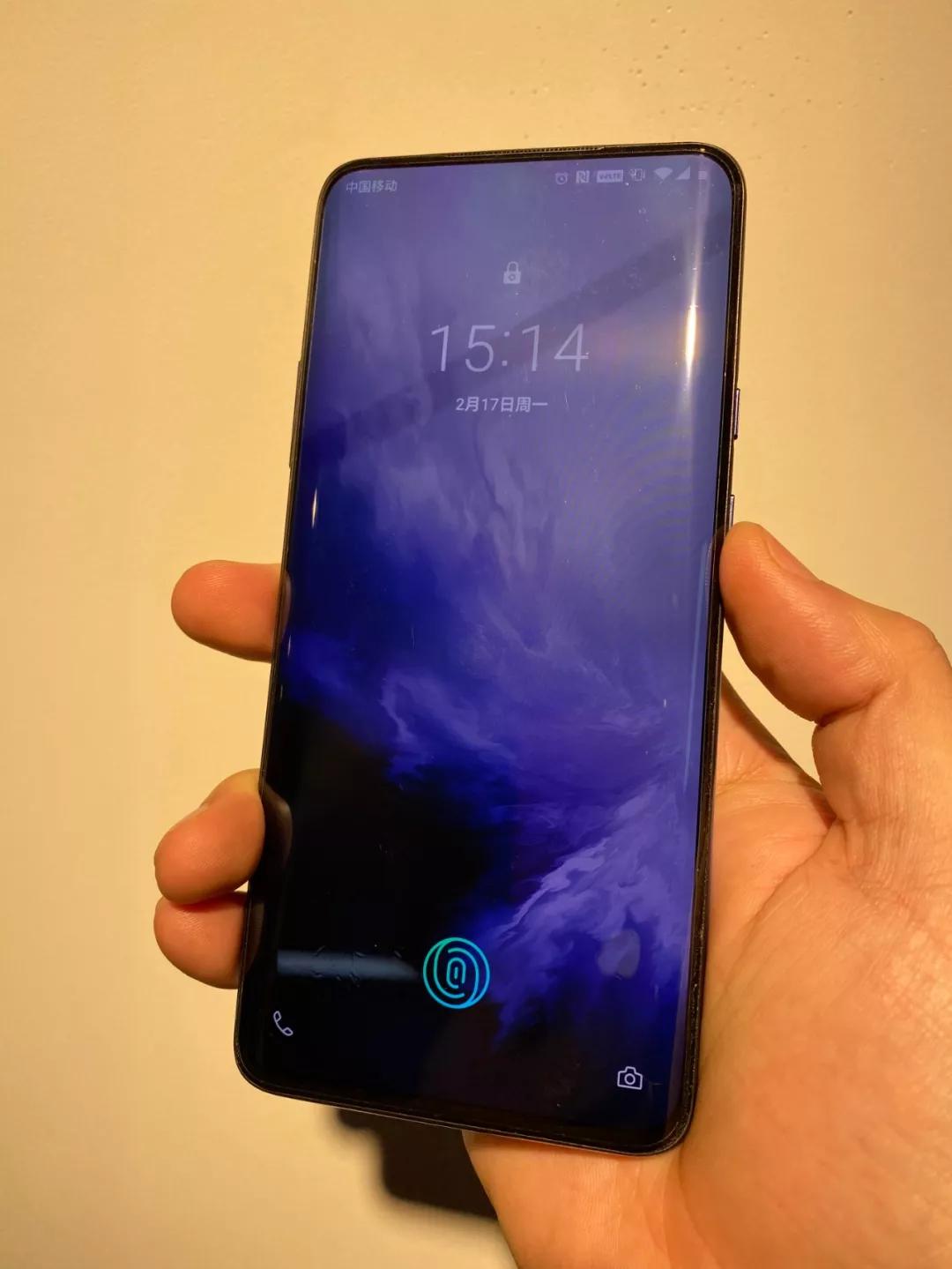 曲面屏用着真的很难受吗,别在曲面屏上下功夫