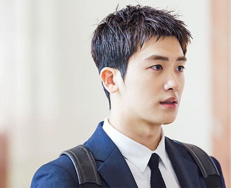 栗子头发型最流行,男士栗子头发型2021流行发型