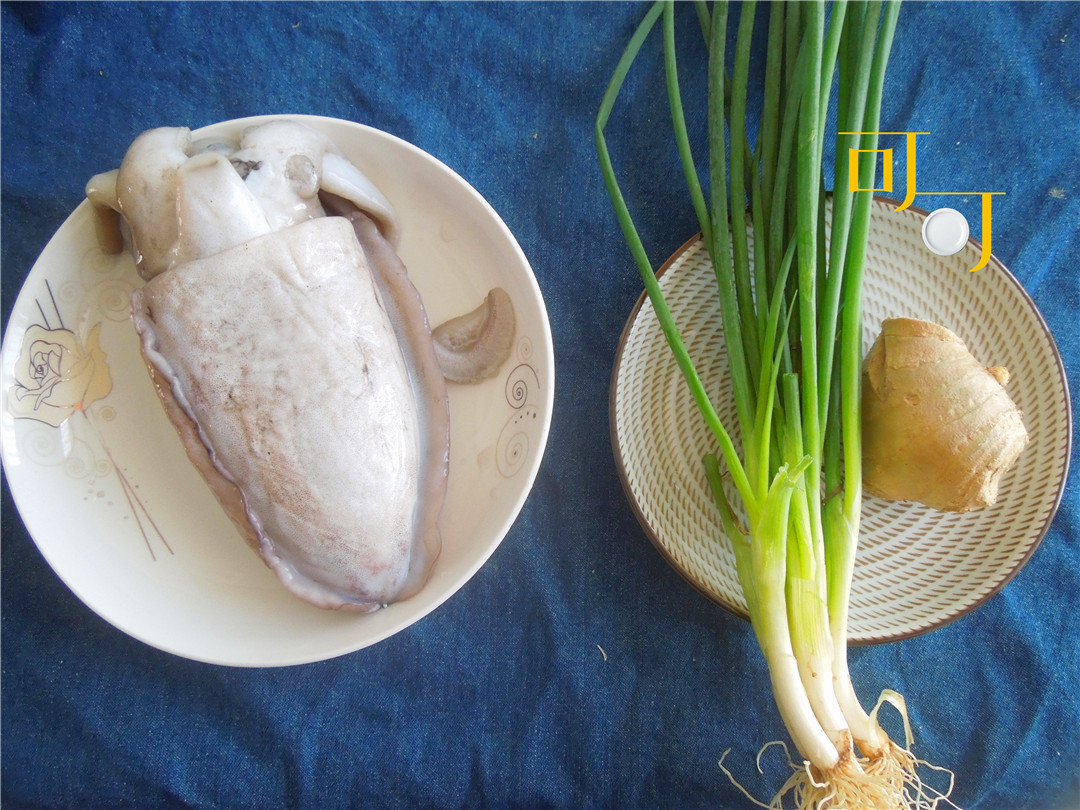 葱姜炒墨鱼片,葱姜炒墨鱼的做法大全