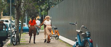 《婚姻连系》我给小三拍的裸照,差点被妻子看到...