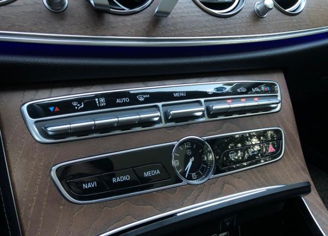 奔驰e级选什么内饰好看,奔驰e级内饰有哪些可以选