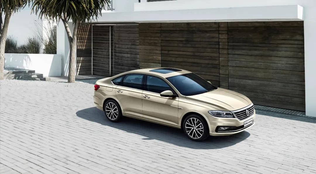 轩逸逸动plus朗逸怎么选,逸动plus高配和朗逸怎么选择