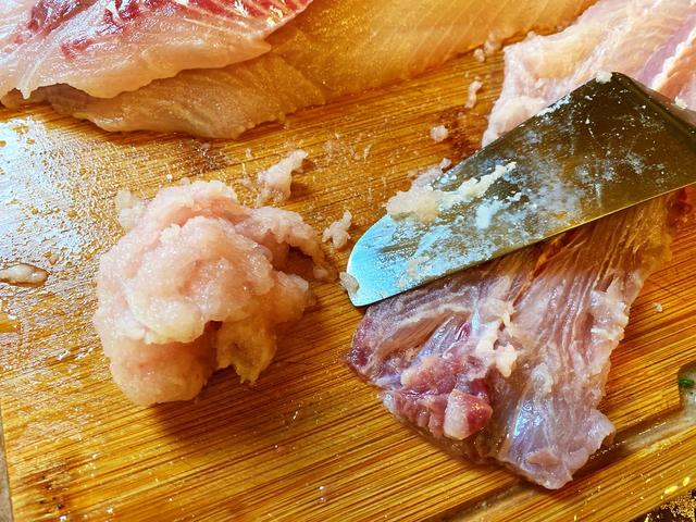 草鱼鱼丸的制作方法和配方大全,草鱼鱼丸的制作方法和比例配方