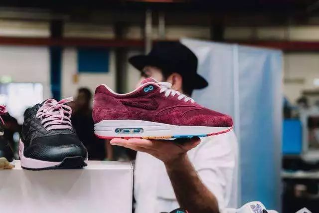 炒鞋诈骗案最终判决,炒鞋族诈骗案件