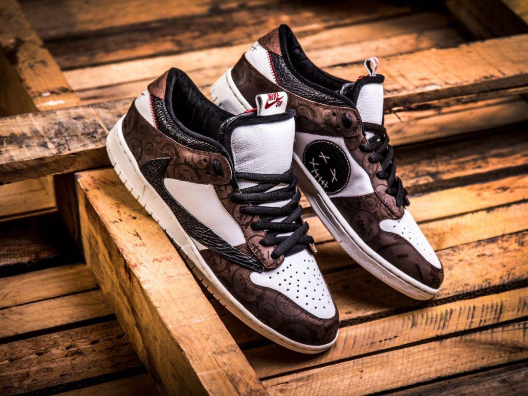 travisscott罕见上脚,travisscott紧张时刻