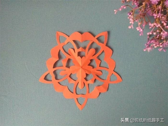 简单分享剪窗花的体会,剪纸窗花福字剪法步骤