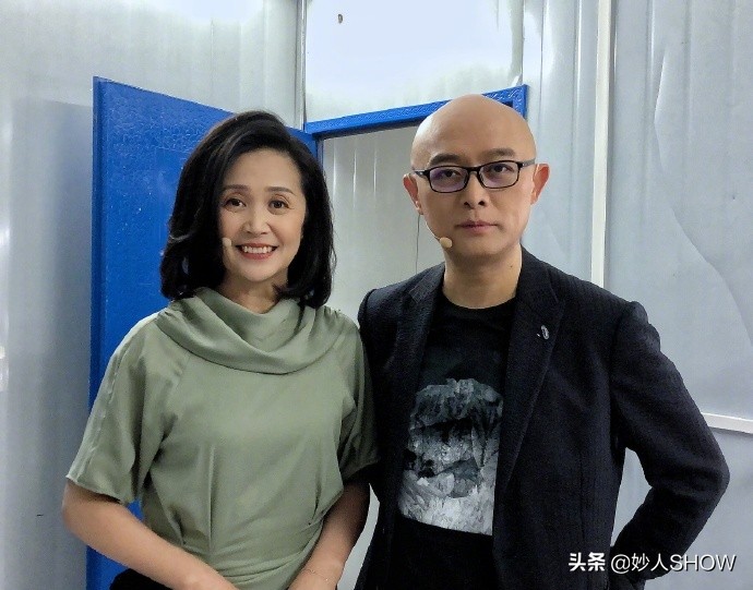 49岁孟非身体告急进医院，主持十年三拒春晚，为啥突然不红了？