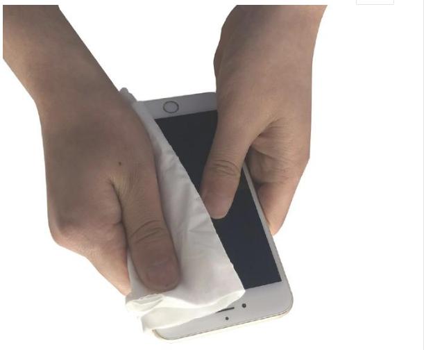 手机不慎入水怎么办,手机不小心进水快速急救