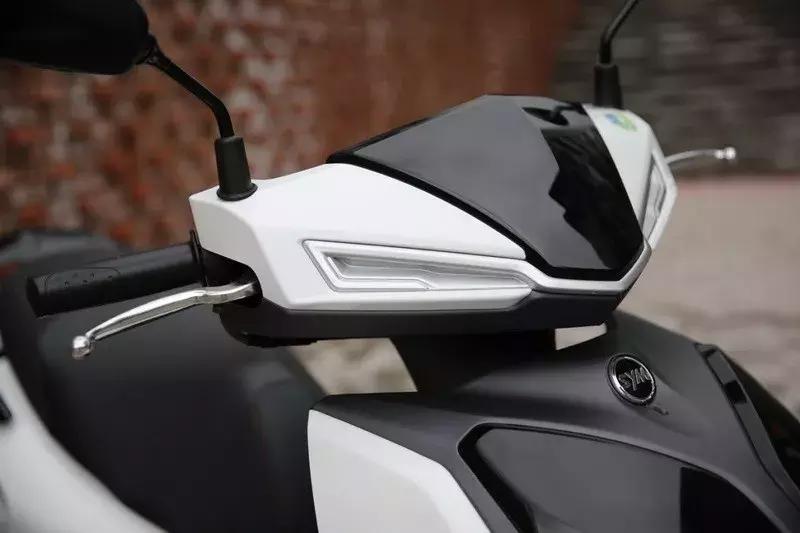 三阳fnx踏板摩托车全系列,三阳最新款150踏板摩托车测试