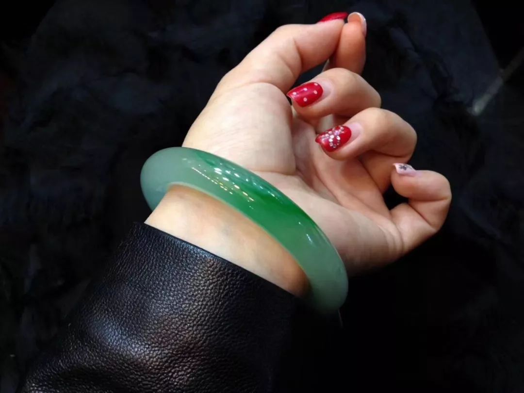 展销会假翡翠,香港珠宝展也有假翡翠