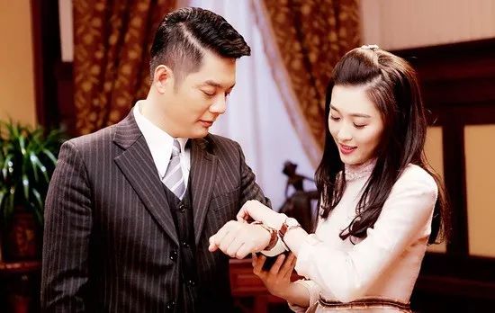 始于颜值陷于才华忠于人品整首诗,始于颜值陷于才华忠于人品意思