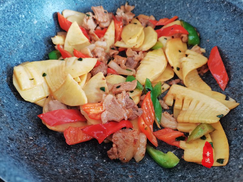 素炒冬笋最好吃的方法,素炒新鲜冬笋的做法大全