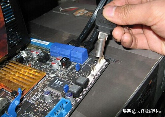 不用万用表测试电源正负极,不用仪器测漏电