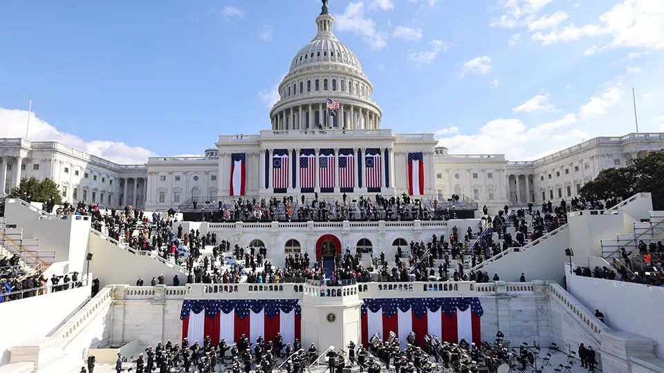 之前的白宫,现在的白宫