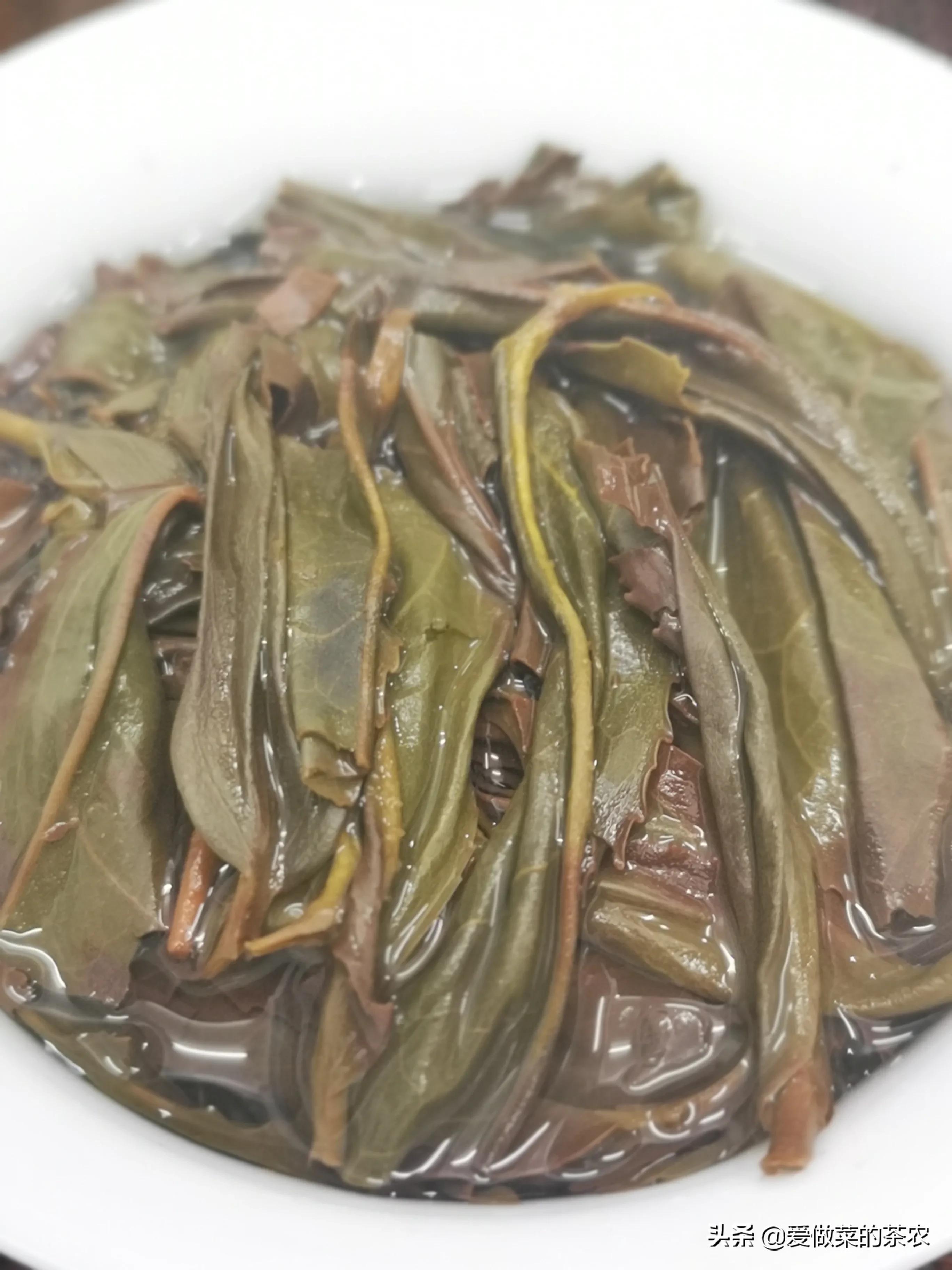 喝茶时喝到茶叶不同的反应,喝茶看叶底看的是什么