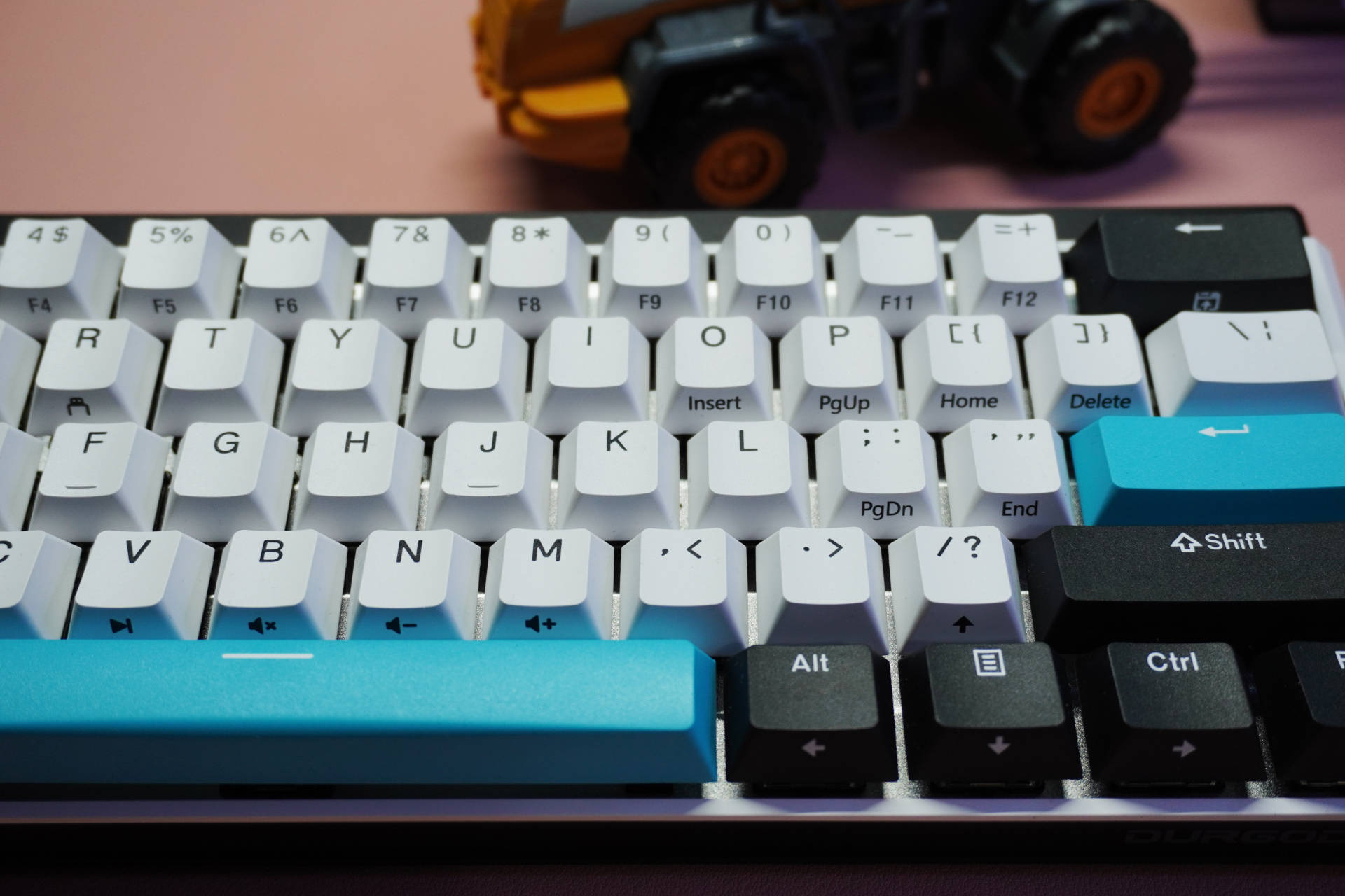 工作键盘小型推荐,值得入手的随身键盘