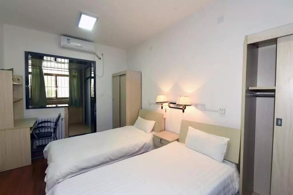 西京学院的真实感受,逛了一圈大学校园