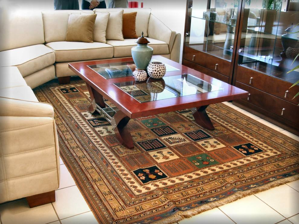 为温馨的港湾铺一张有质感的手工真丝地毯，点亮家的生活品质