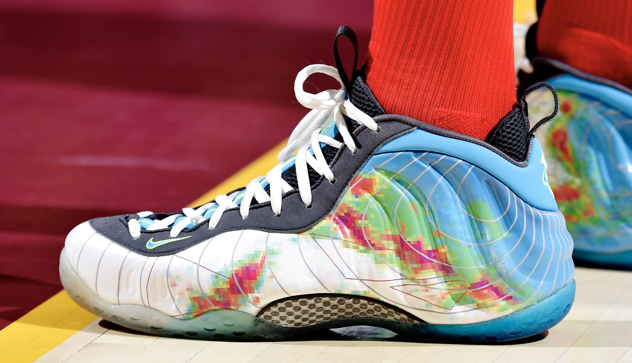 韦德的最新战靴,盘点nba上脚球鞋欧文