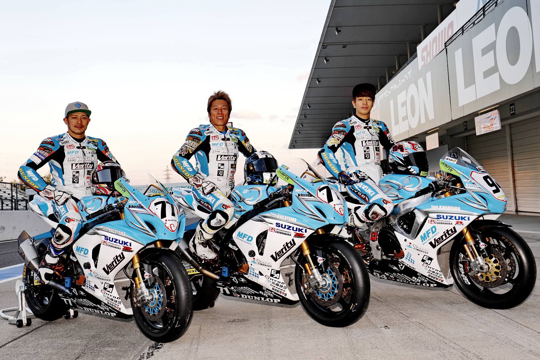 日企四缸600跑车的小灶J-GP2(4):惟墙内香的Suzuki