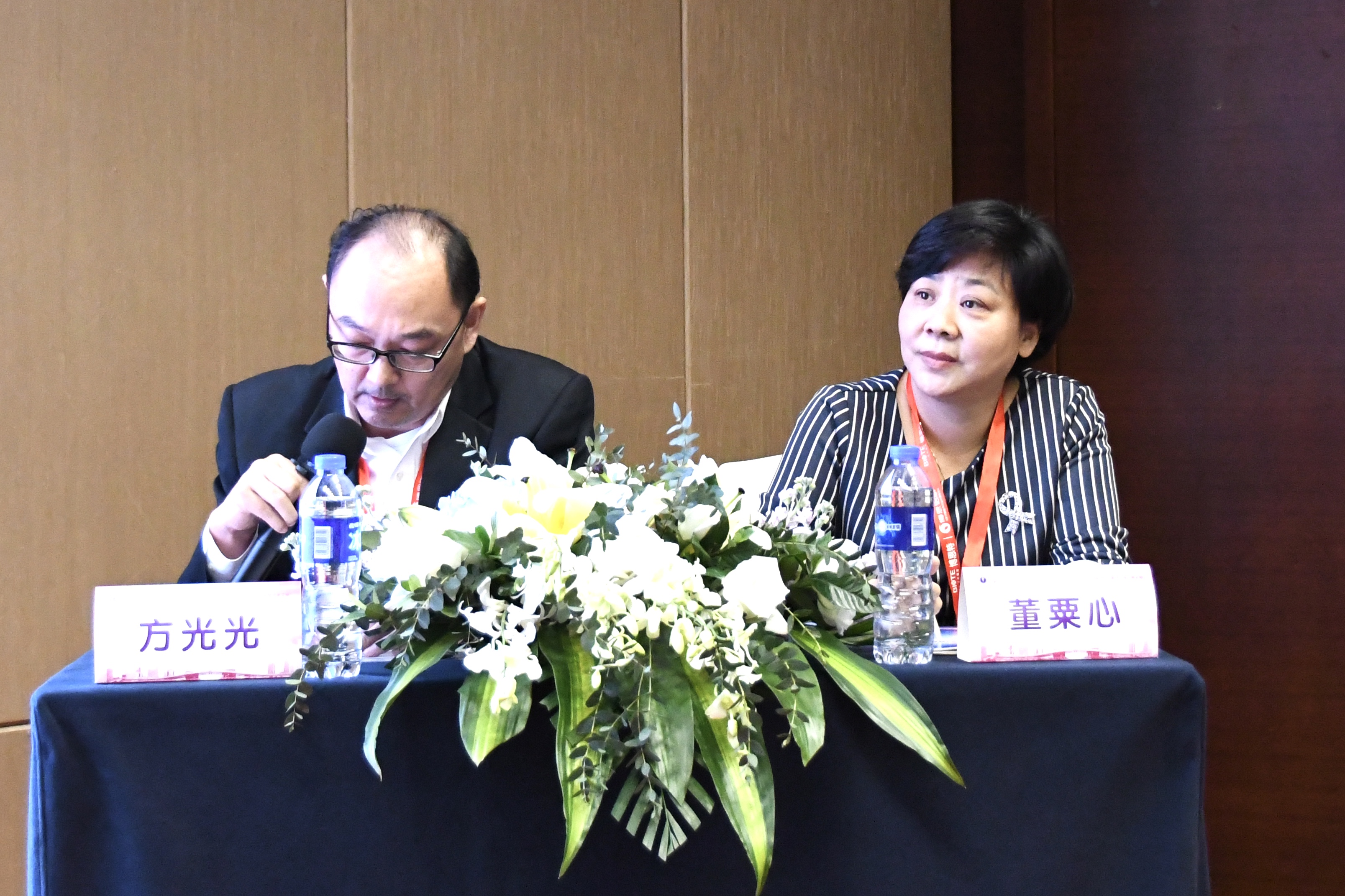 鹏城聚首促专业精耕论坛把脉弥区域短板--深圳市二院妇科成功举办第一届阴道镜及宫颈疾病诊疗高峰论坛