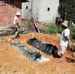 岩前河长“一心四治”促河长治