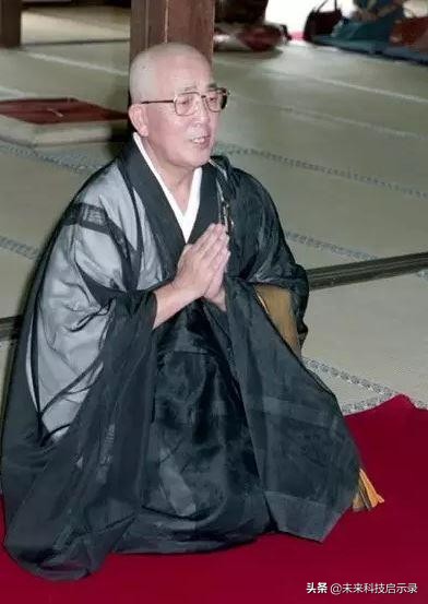 马云感慨金庸,马云问金庸人生该如何度过