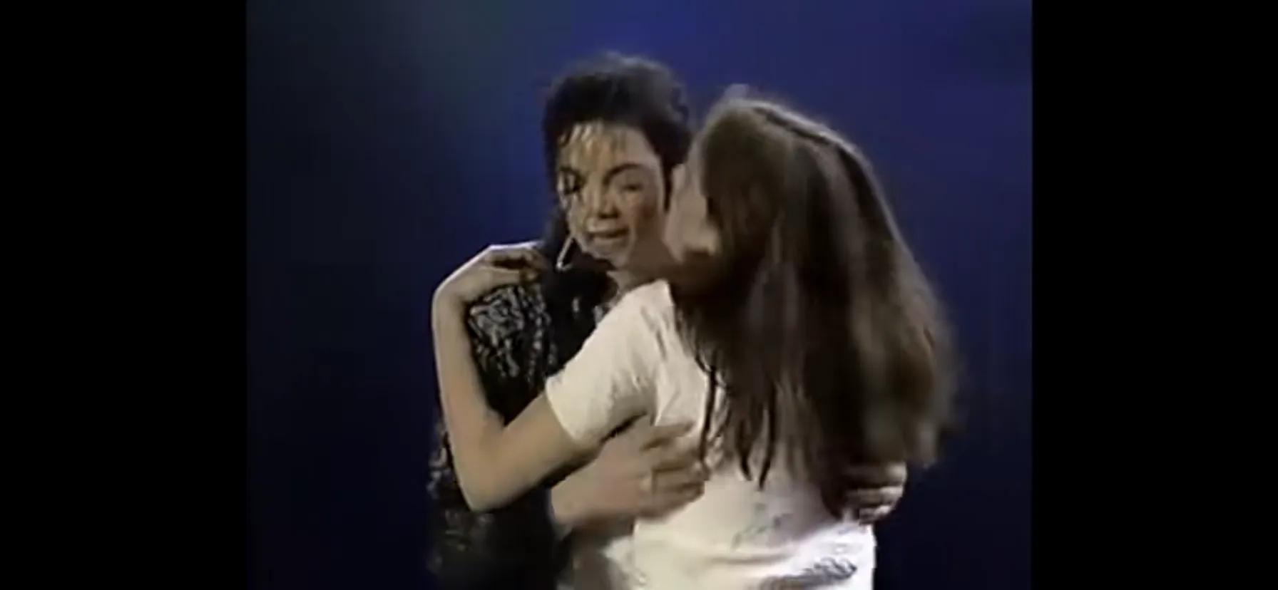 迈克尔杰克逊刚出道时的舞蹈全集,迈克尔杰克逊最经典演唱会舞蹈