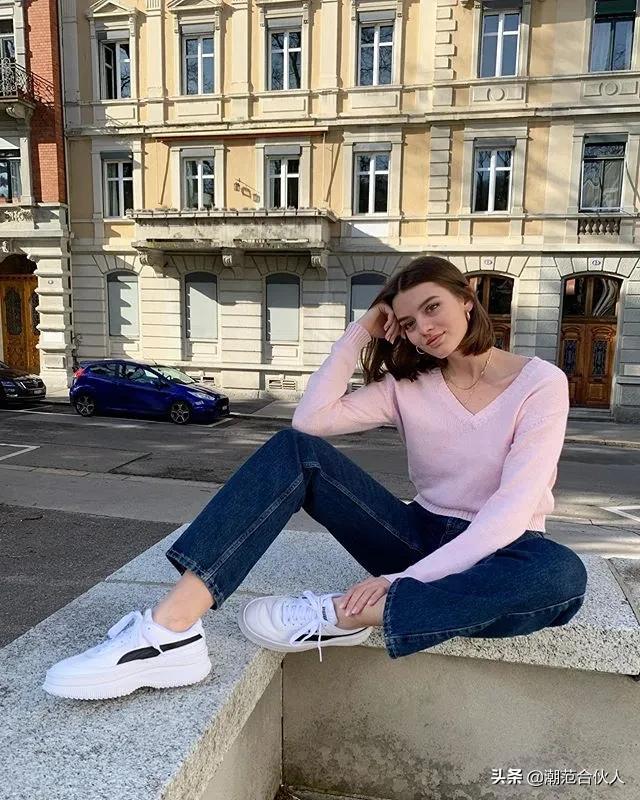 只会卖弄性感？实际上女sneaker的拍照姿势，那叫一个野