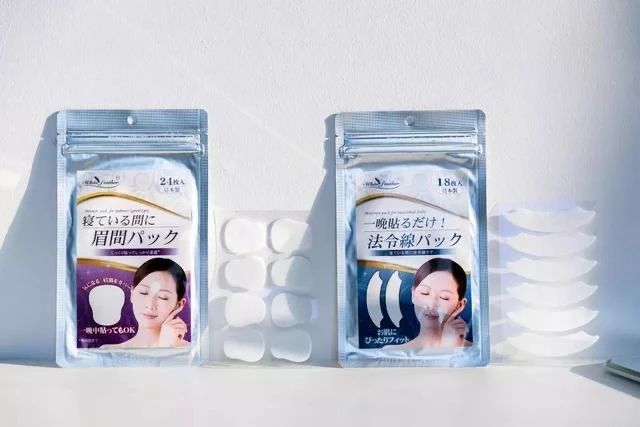 杨紫近照曝光无修图法令纹很深,杨紫面部填充法令纹