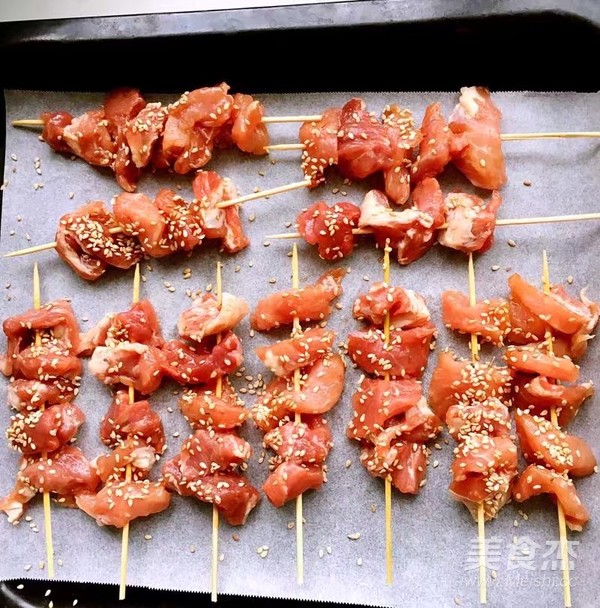 买100元烧烤回家,买了十元的猪肉