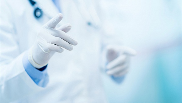 工作中突发疾病，家属放弃治疗死亡能认工伤吗？法院：无奈之举