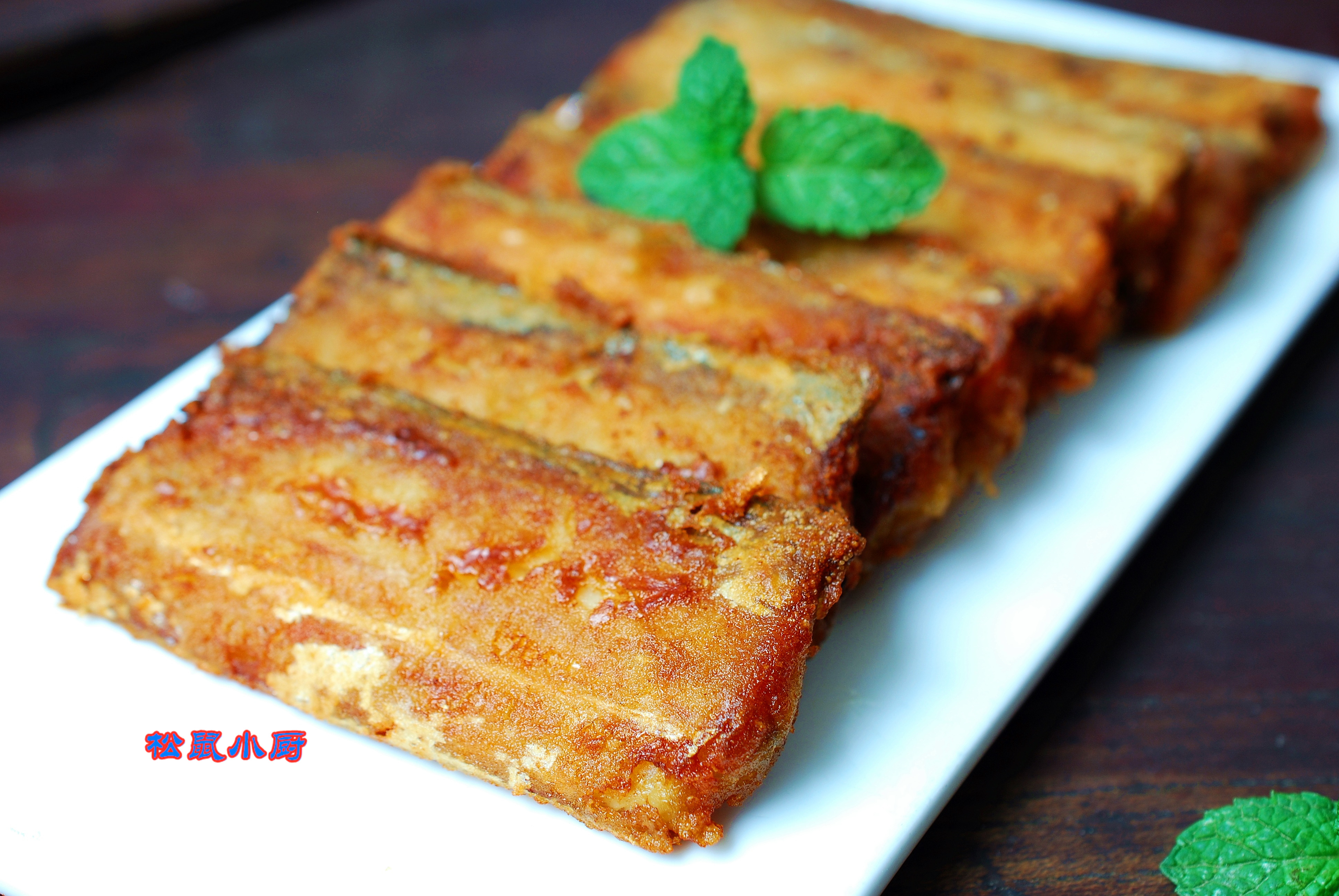 煎炸带鱼怎么做又松又脆,怎样把带鱼的骨刺炖酥