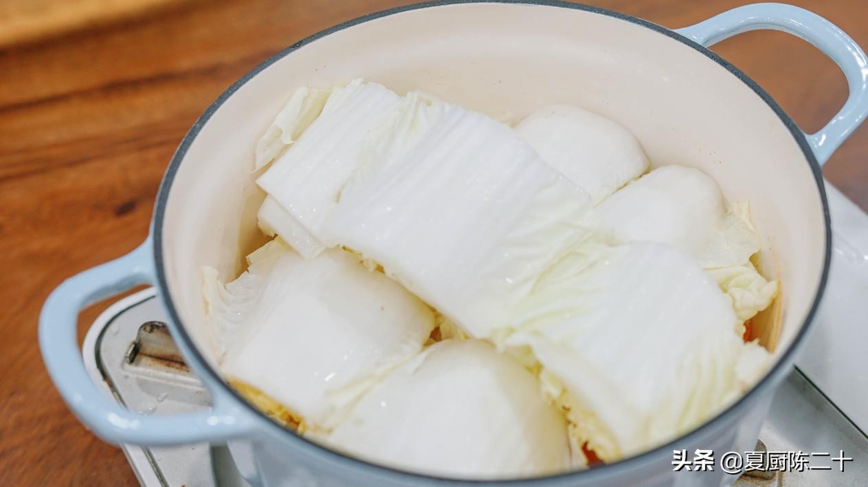 冬天吃一顿暖暖的部队火锅,微凉的季节