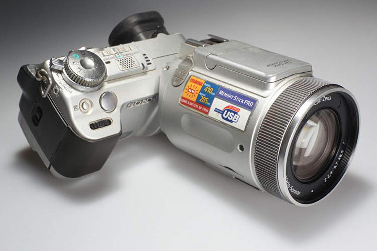 索尼和索尼蔡司,索尼为什么与蔡司合作