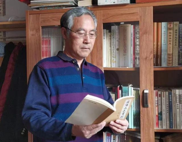 「老城印迹」安阳老城理发行/作者赵洪军