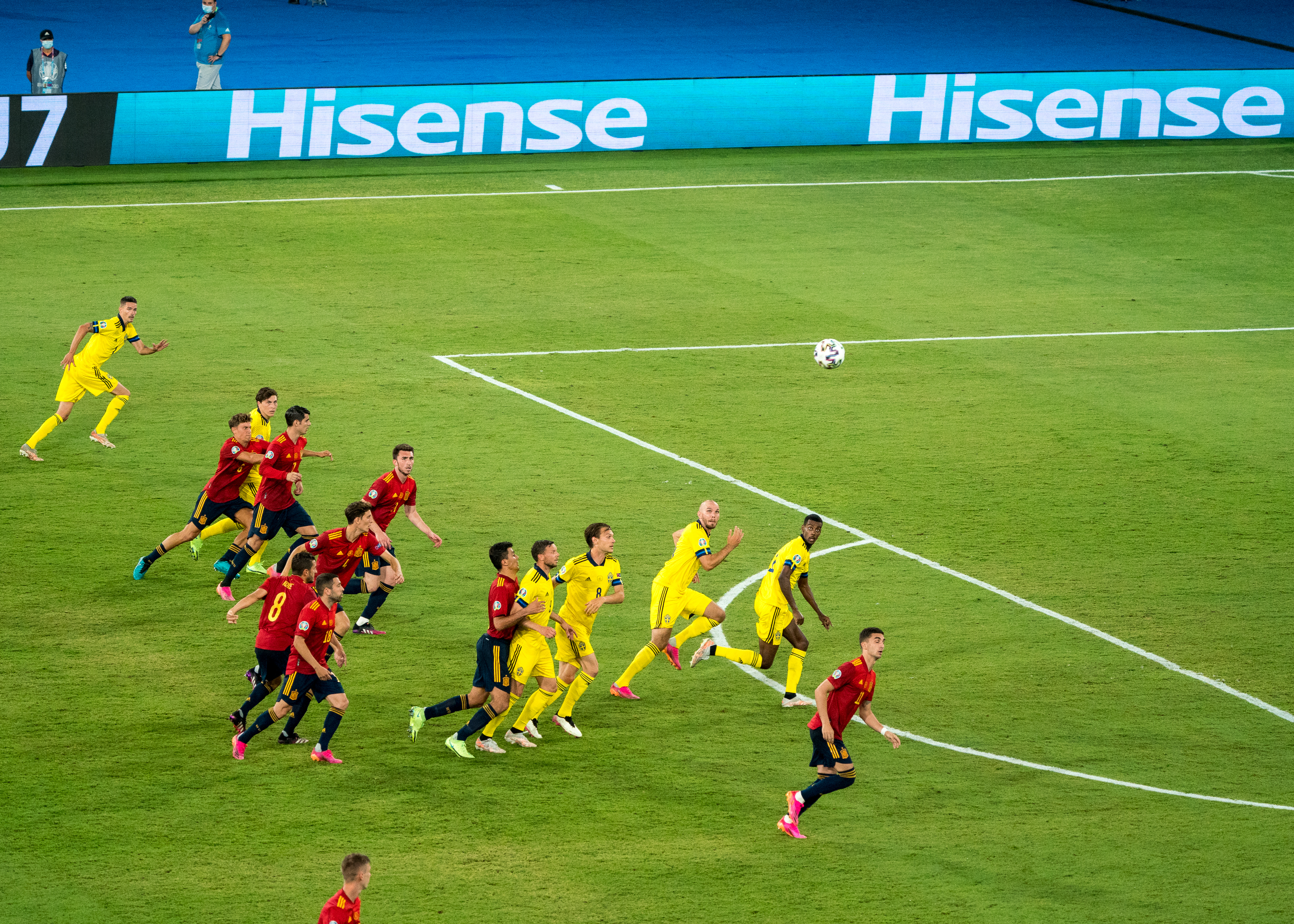 恩里克无效传球1000次,恩里克传控式反击